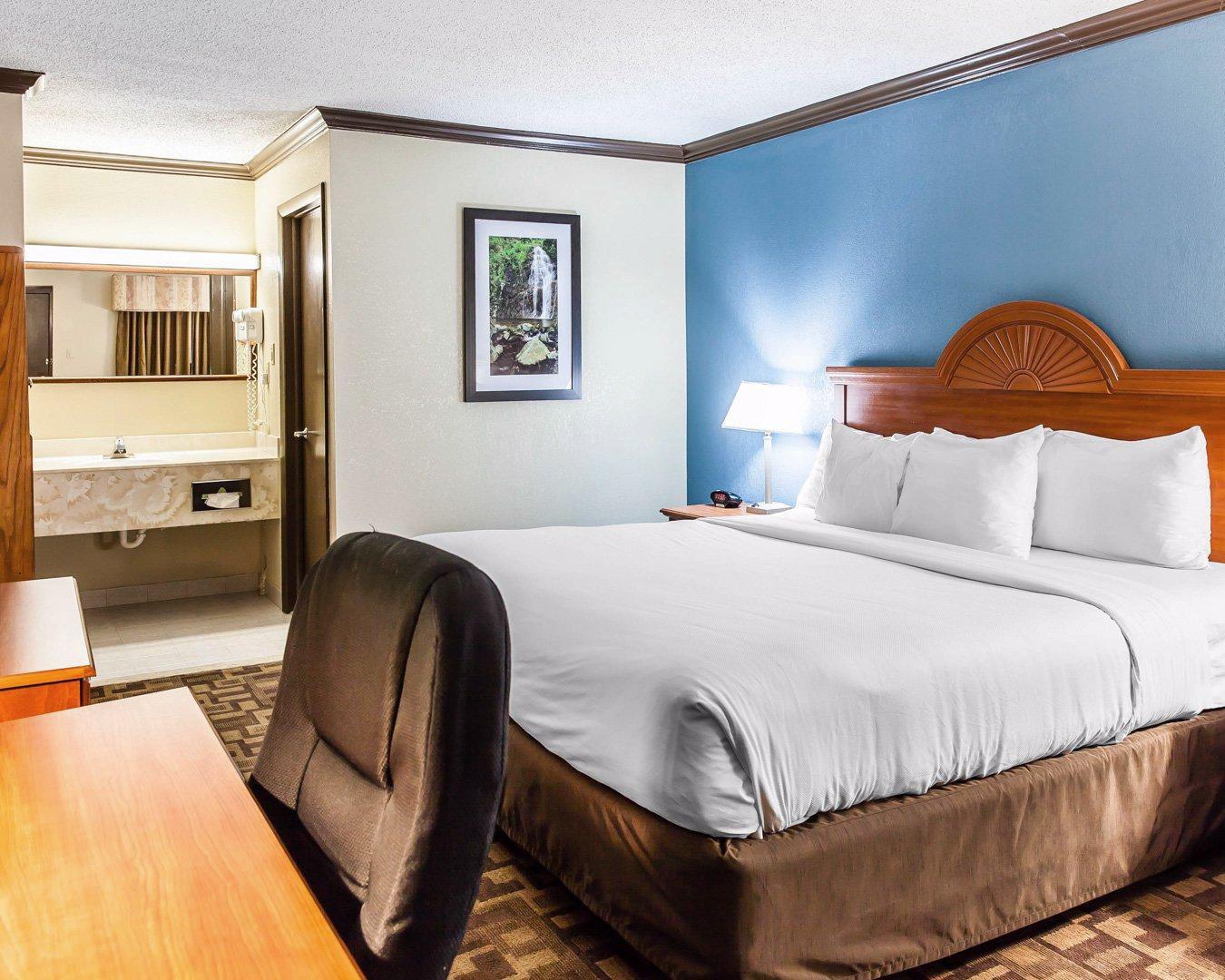 Quality Inn & Suites Quakertown-Allentown Экстерьер фото