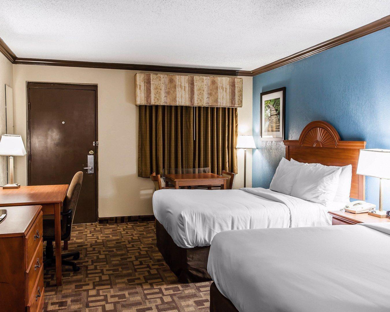 Quality Inn & Suites Quakertown-Allentown Экстерьер фото